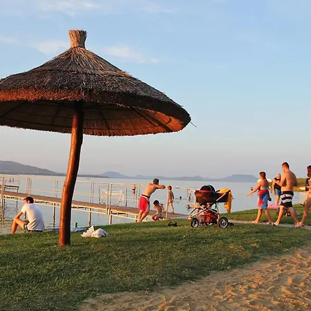 In 31229 Balatonmáriafürdő