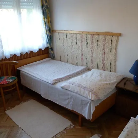 In 31229 Semesterbostad Balatonmáriafürdő