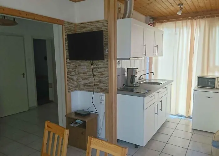 In 31229 Balatonmáriafürdő