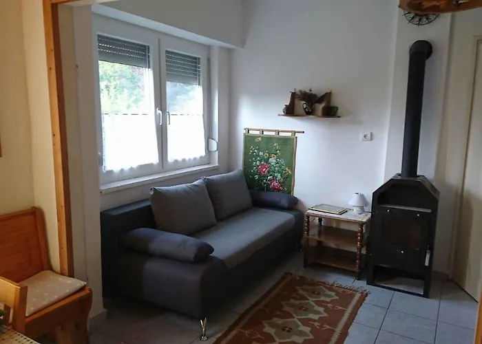 In 31229 Balatonmáriafürdő